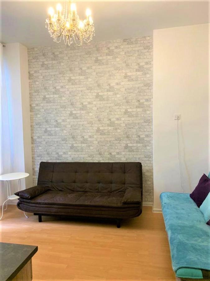 Apartment By The Museum Praha Bagian luar foto